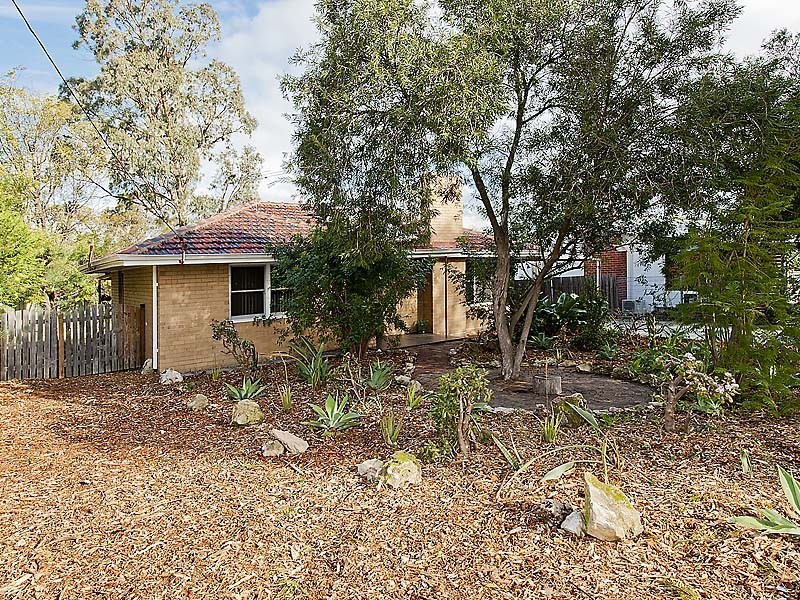 39 Clint Way, Calista WA 6167