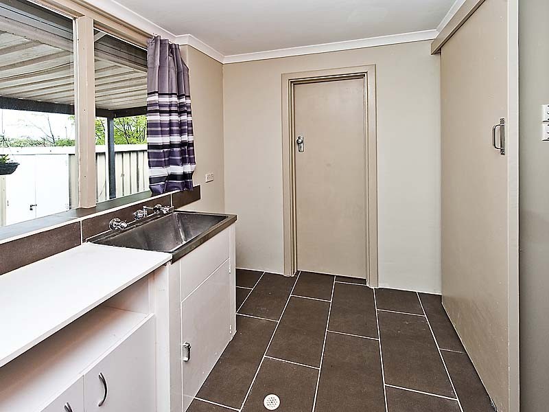 39 Clint Way, Calista WA 6167