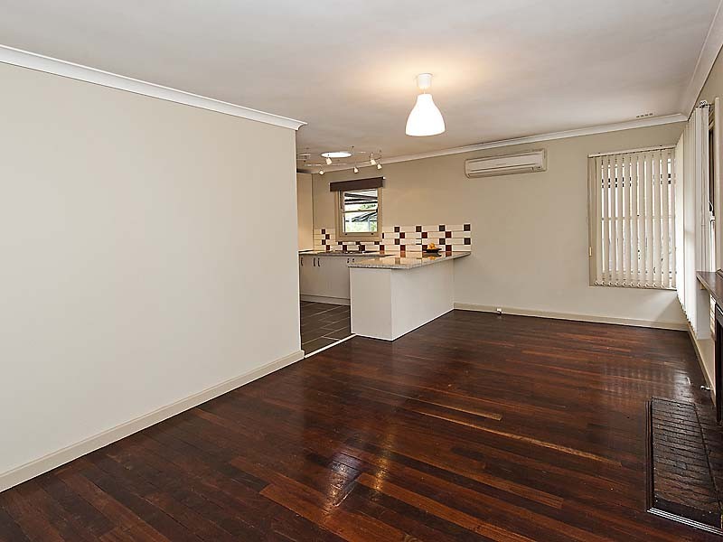 39 Clint Way, Calista WA 6167