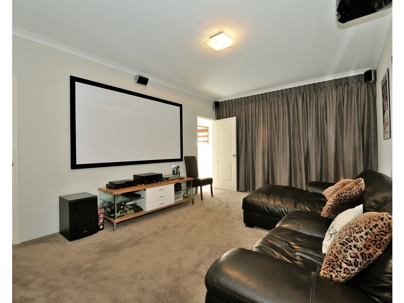 13 The Hawthorns, Baldivis WA 6171