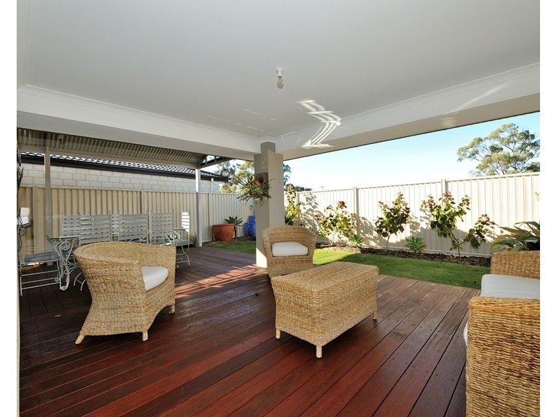 13 The Hawthorns, Baldivis WA 6171
