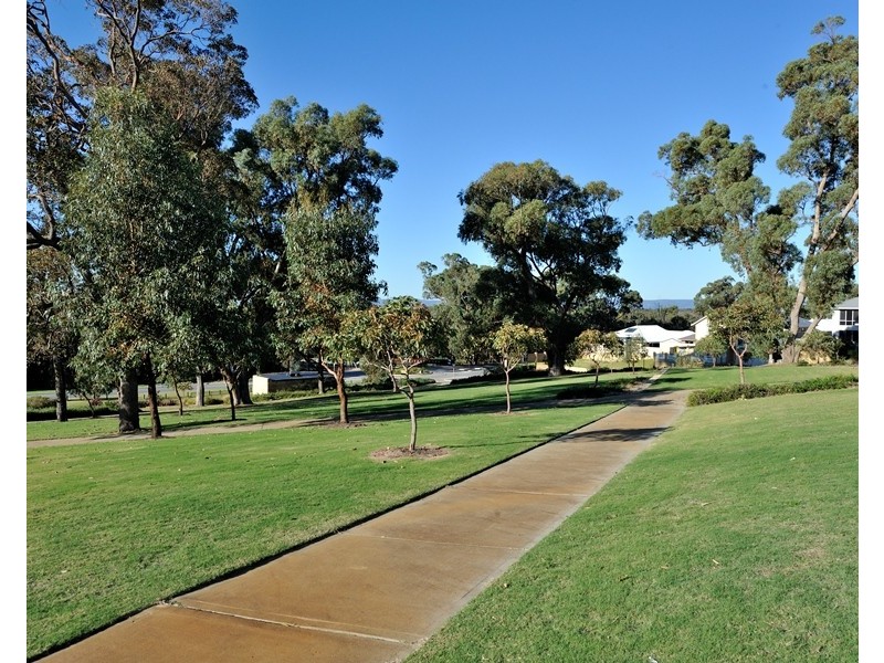 13 The Hawthorns, Baldivis WA 6171
