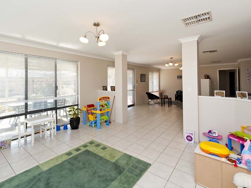 2 Corrigan Lane, Baldivis WA 6171