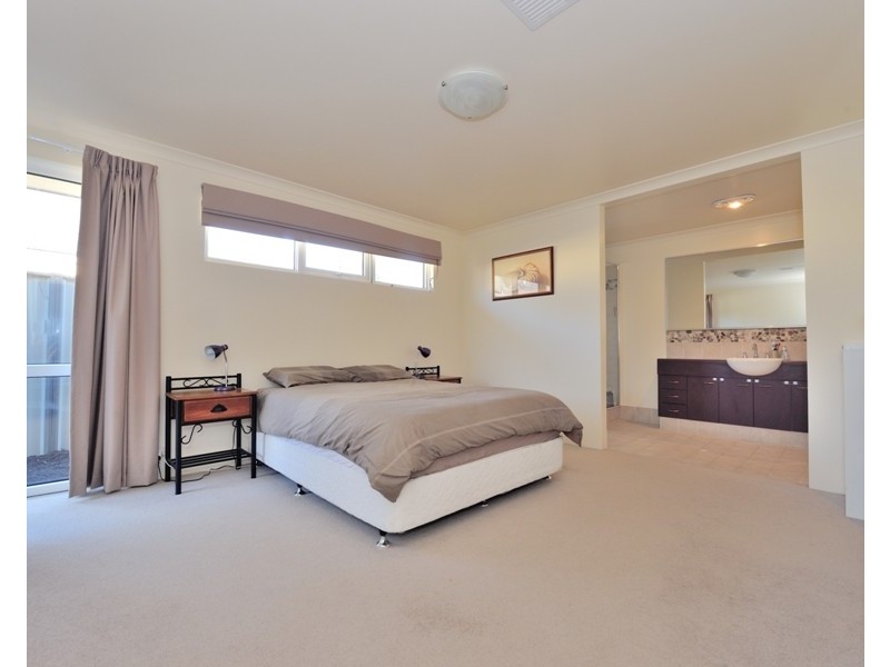 26 Kingaroy Drive, Baldivis WA 6171