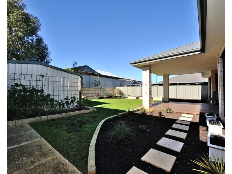 26 Kingaroy Drive, Baldivis WA 6171