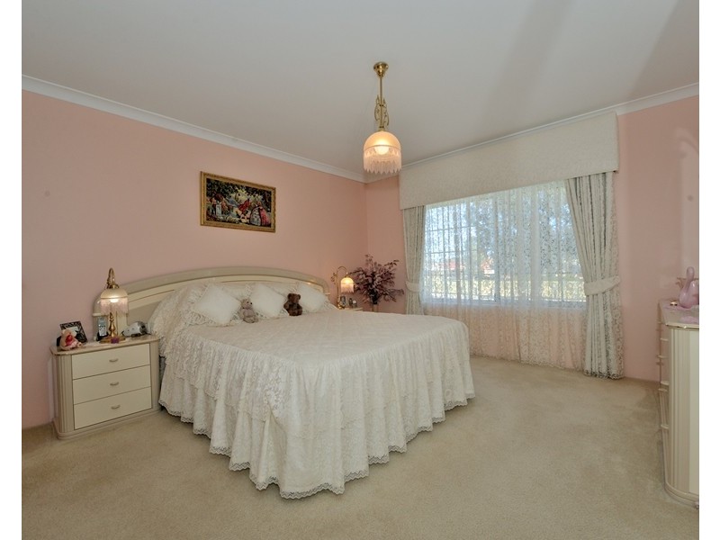 25 Bluestone Parkway, Secret Harbour WA 6173