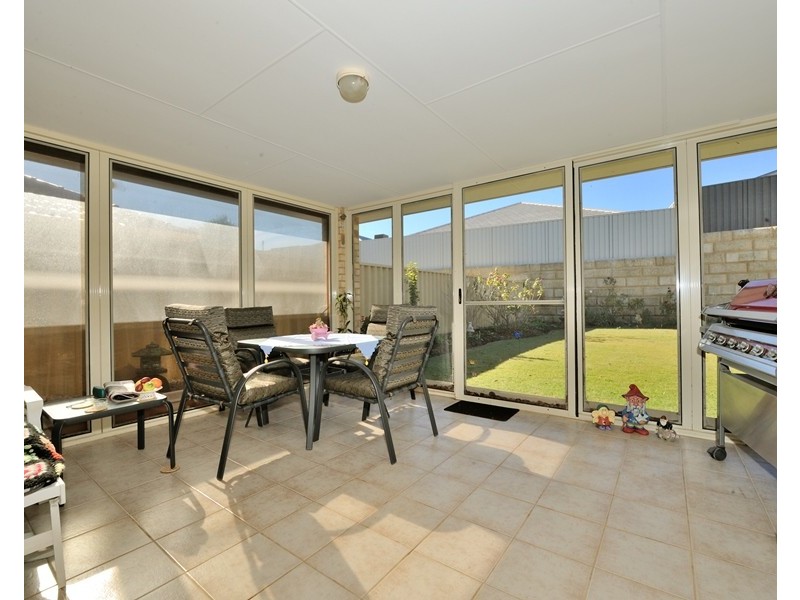 25 Bluestone Parkway, Secret Harbour WA 6173