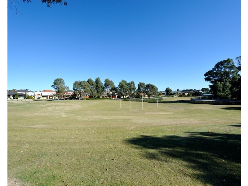 25 Bluestone Parkway, Secret Harbour WA 6173