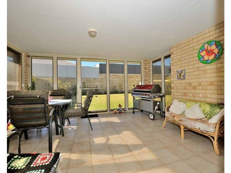 25 Bluestone Parkway, Secret Harbour WA 6173