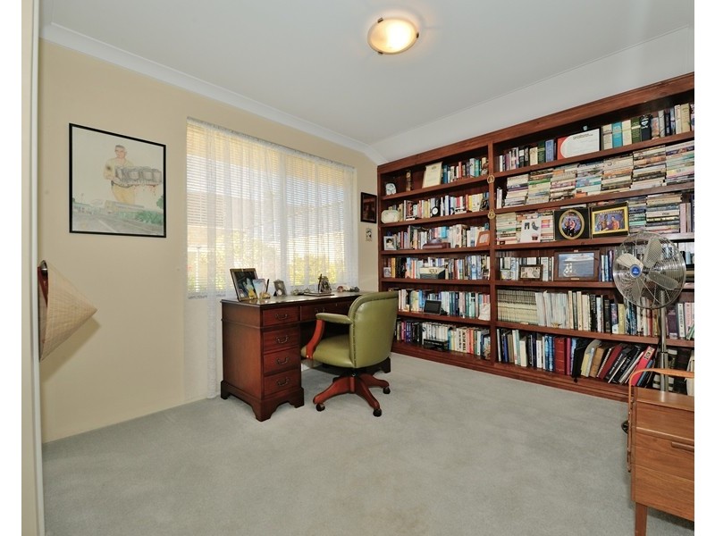 25 Bluestone Parkway, Secret Harbour WA 6173