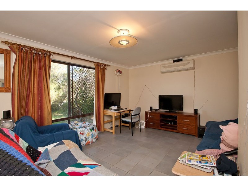 50 Casserley Road, Rockingham WA 6168