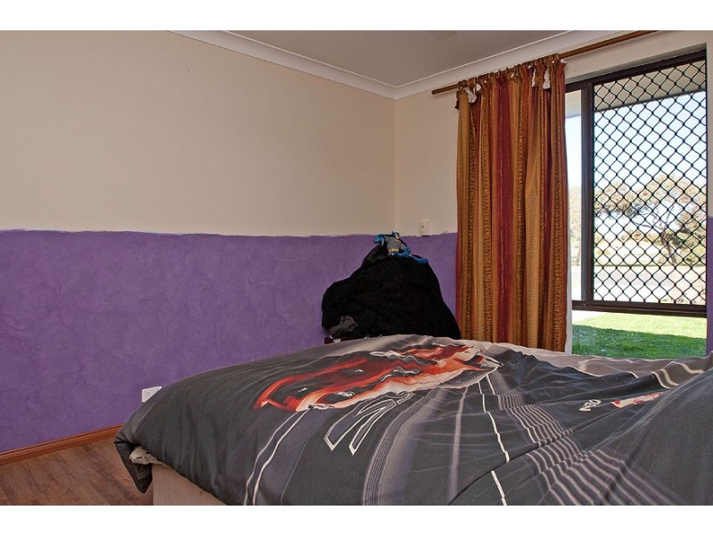 50 Casserley Road, Rockingham WA 6168