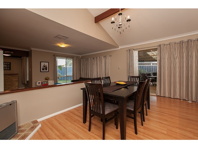 25 Monterey Crescent, Warnbro WA 6169