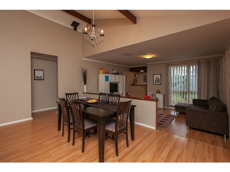 25 Monterey Crescent, Warnbro WA 6169