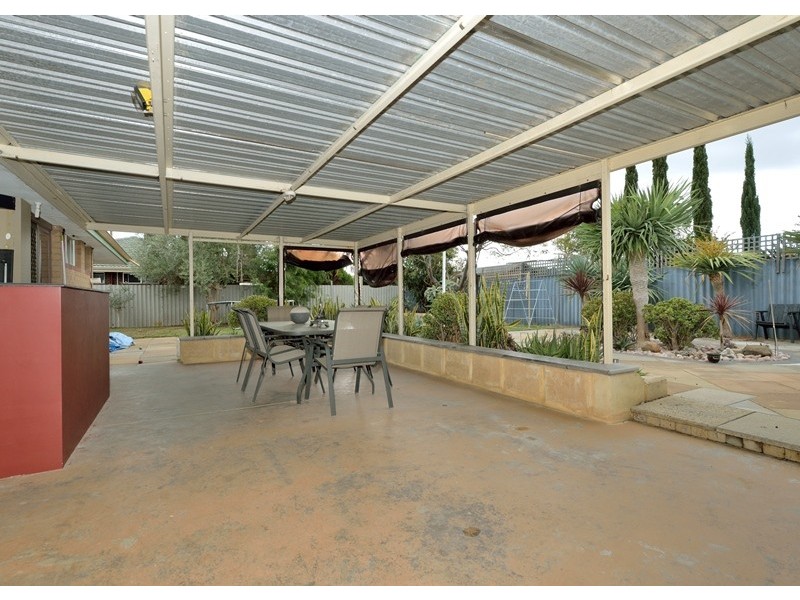 42 Carvie Street, Hillman WA 6168