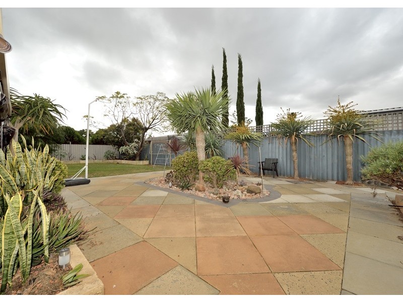 42 Carvie Street, Hillman WA 6168