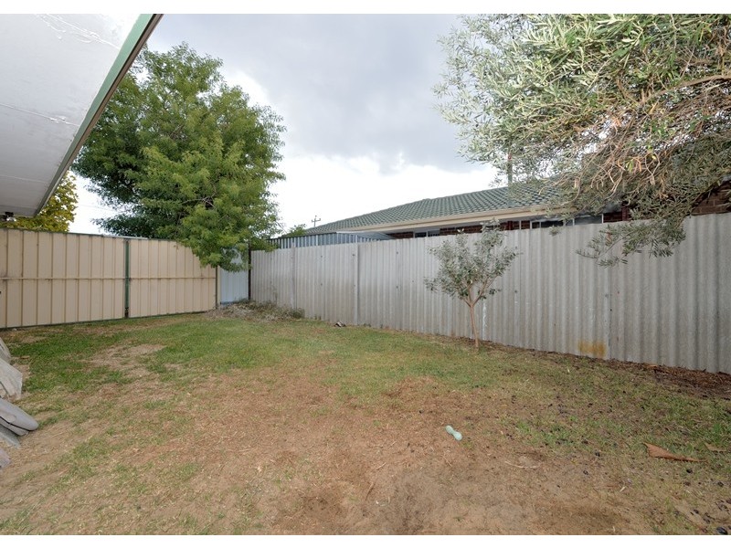 42 Carvie Street, Hillman WA 6168