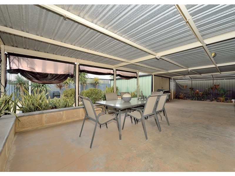 42 Carvie Street, Hillman WA 6168