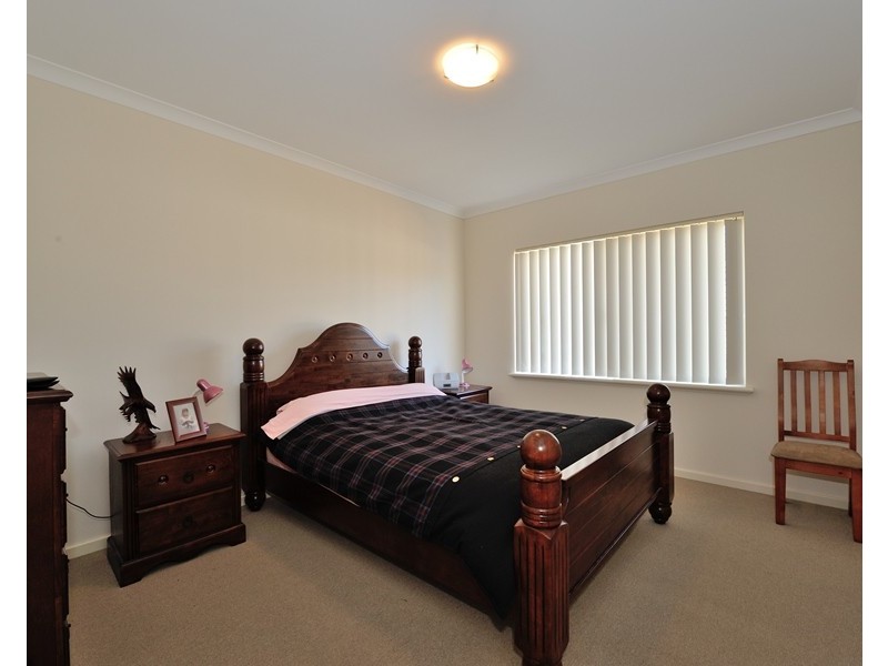 10/12 Andalusian Loop, Baldivis WA 6171