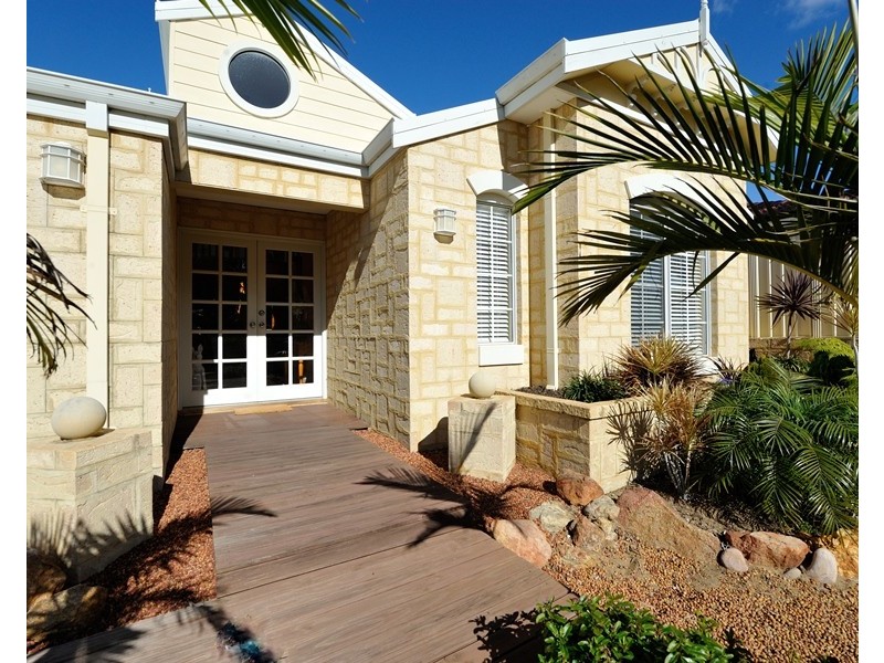 13 Peverett Loop, Baldivis WA 6171