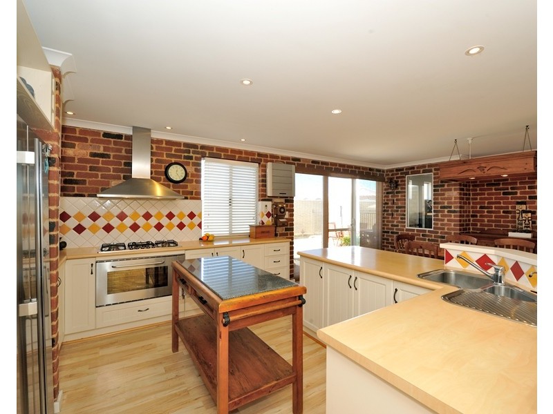 13 Peverett Loop, Baldivis WA 6171