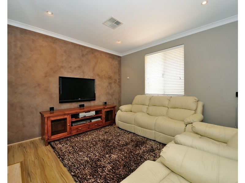 13 Peverett Loop, Baldivis WA 6171