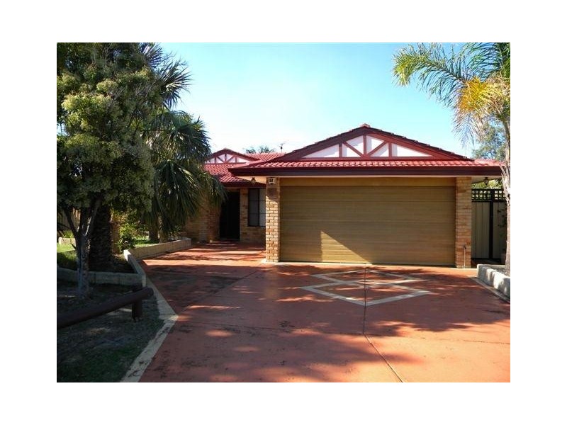 8 Oxley Place, Rockingham WA 6168