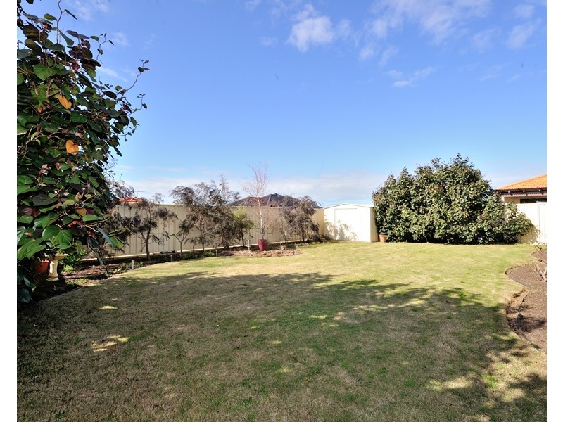 5 Coates Av, Baldivis WA 6171