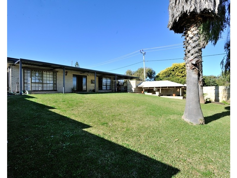 66 Safety Bay Road, Shoalwater WA 6169