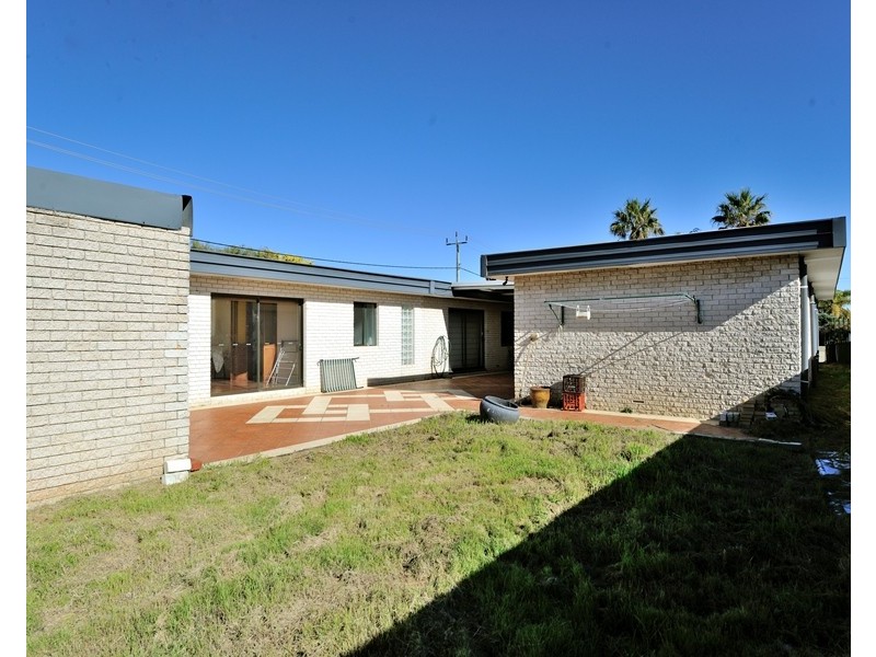 66 Safety Bay Road, Shoalwater WA 6169