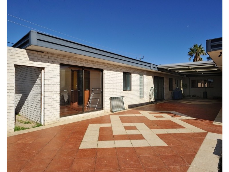 66 Safety Bay Road, Shoalwater WA 6169