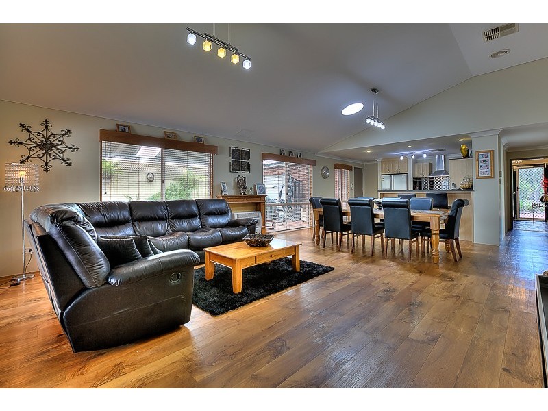 140 Lewington Street, Rockingham WA 6168