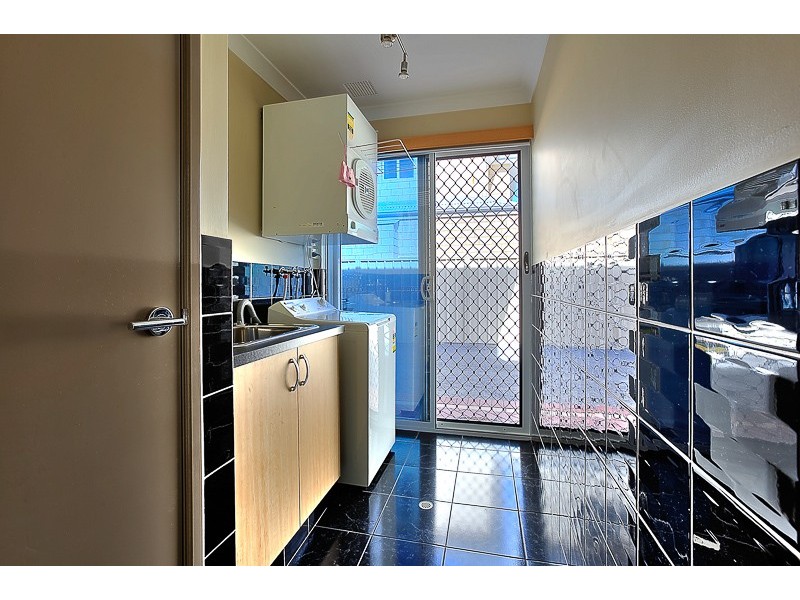 140 Lewington Street, Rockingham WA 6168