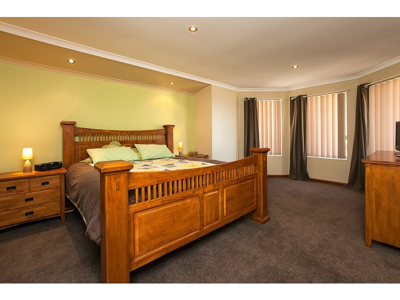 85 Bayside Boulevard, Port Kennedy WA 6172