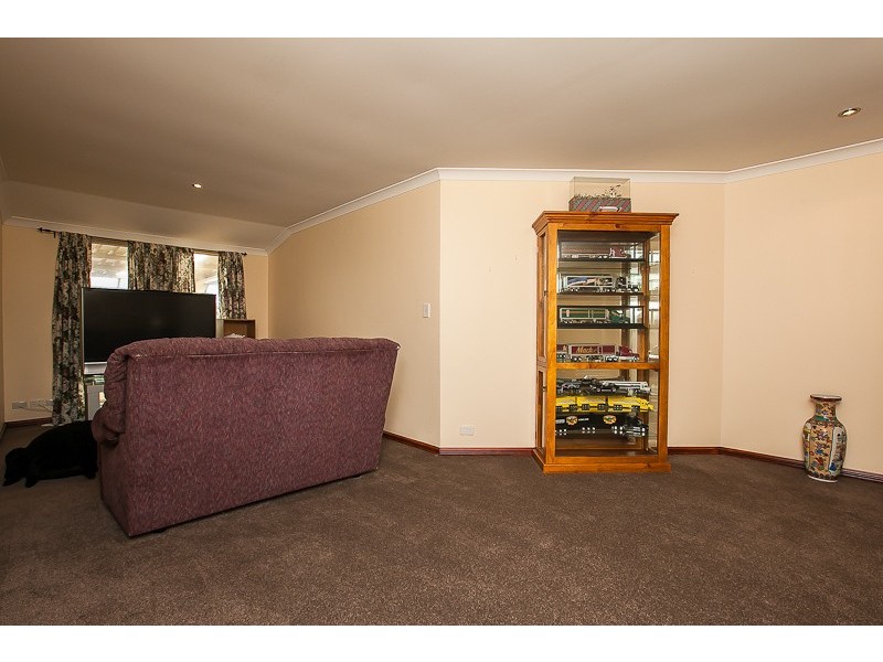 85 Bayside Boulevard, Port Kennedy WA 6172