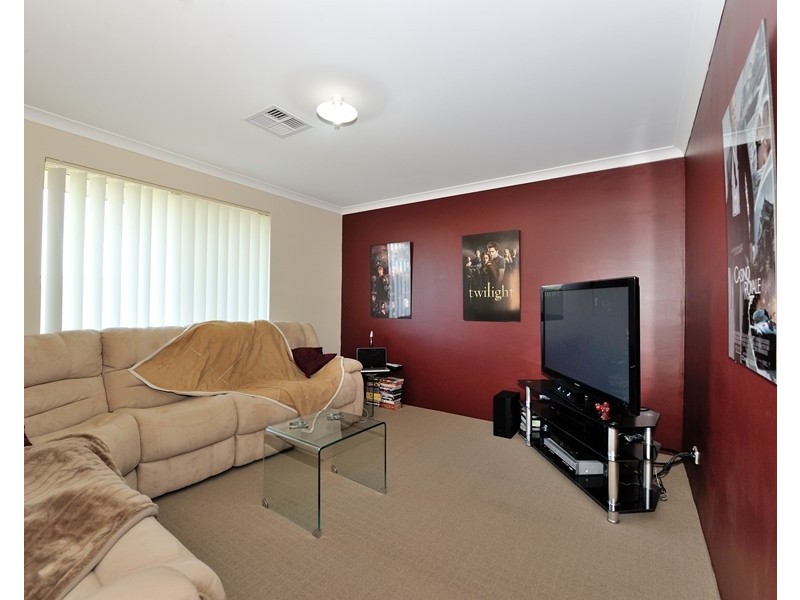 2 Harperia Way, Baldivis WA 6171