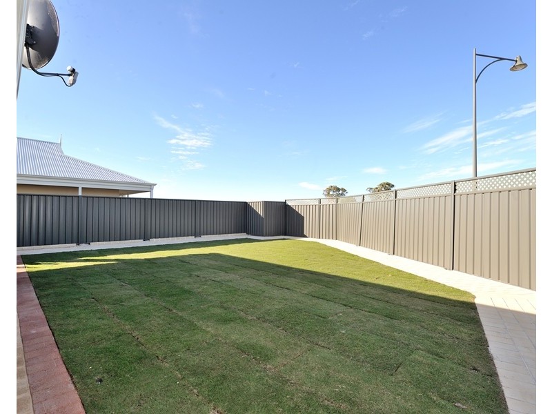 2 Harperia Way, Baldivis WA 6171