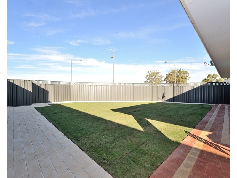 2 Harperia Way, Baldivis WA 6171