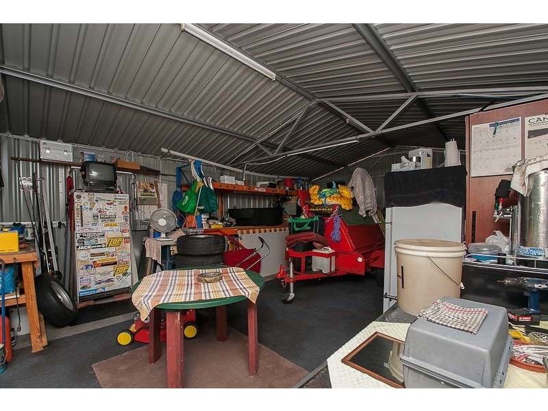 23 Brougham Cresent, Orelia WA 6167