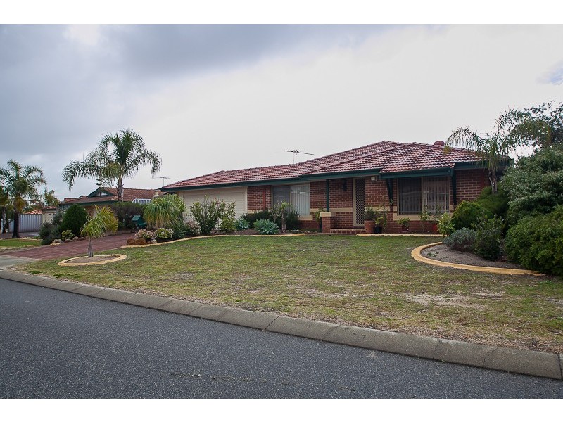 23 Brougham Cresent, Orelia WA 6167