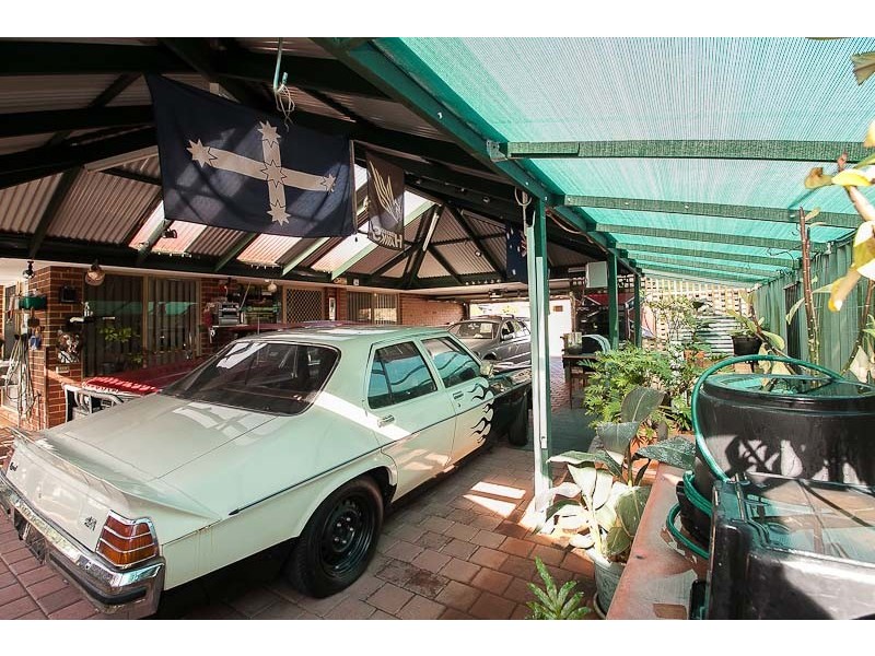 23 Brougham Cresent, Orelia WA 6167