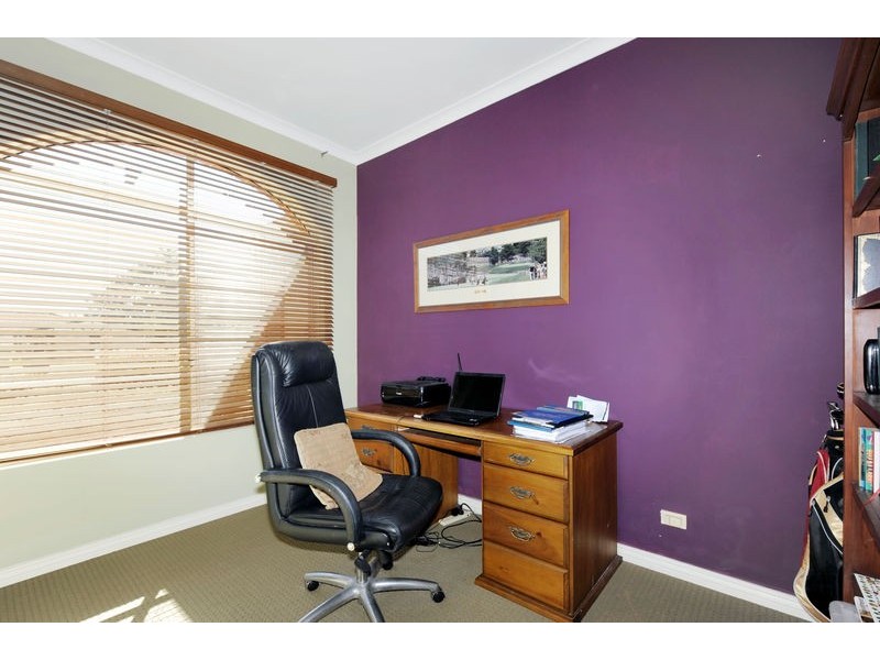 25 Seahaven Street, Safety Bay WA 6169