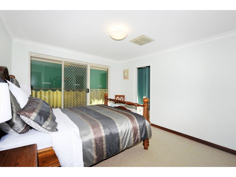 25 Seahaven Street, Safety Bay WA 6169