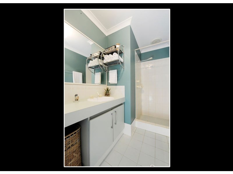 25 Seahaven Street, Safety Bay WA 6169