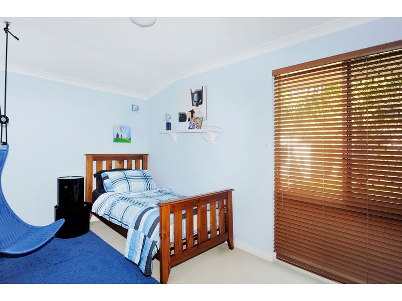 25 Seahaven Street, Safety Bay WA 6169