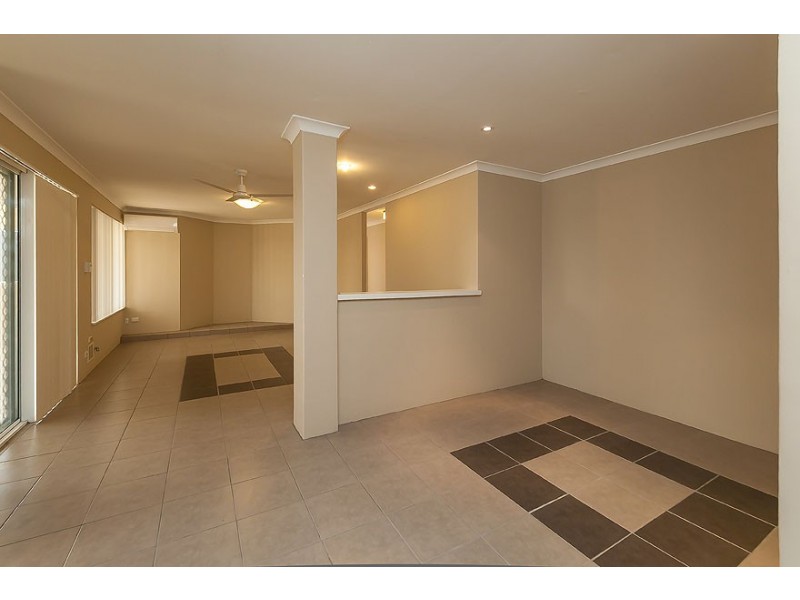 18 Coronata Drive, Warnbro WA 6169