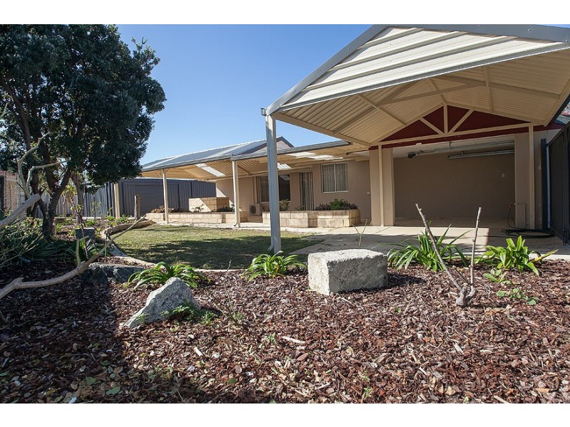18 Coronata Drive, Warnbro WA 6169