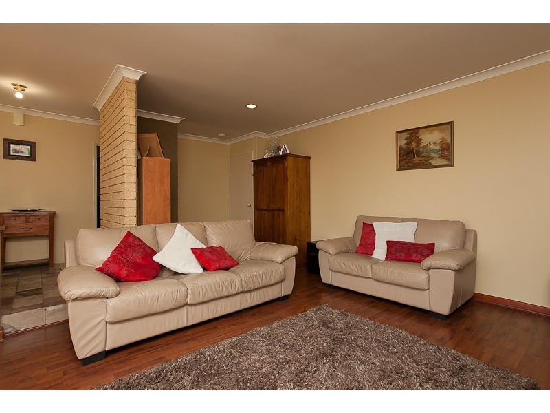 37 Cumberland Way, Waikiki WA 6169