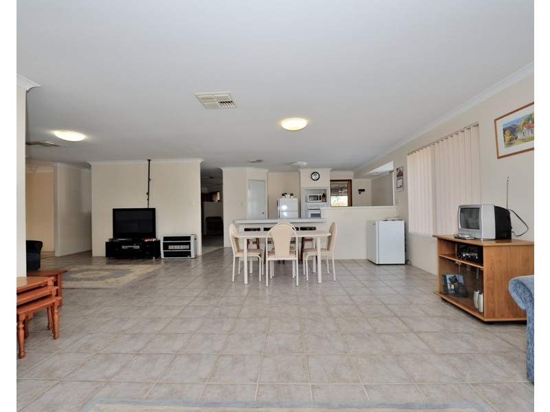 19 Westminster Grove, Port Kennedy WA 6172