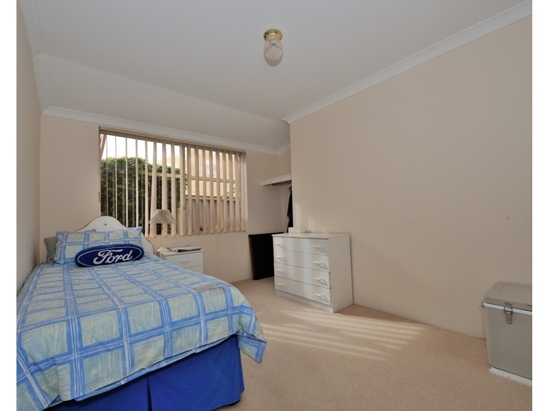 19 Westminster Grove, Port Kennedy WA 6172